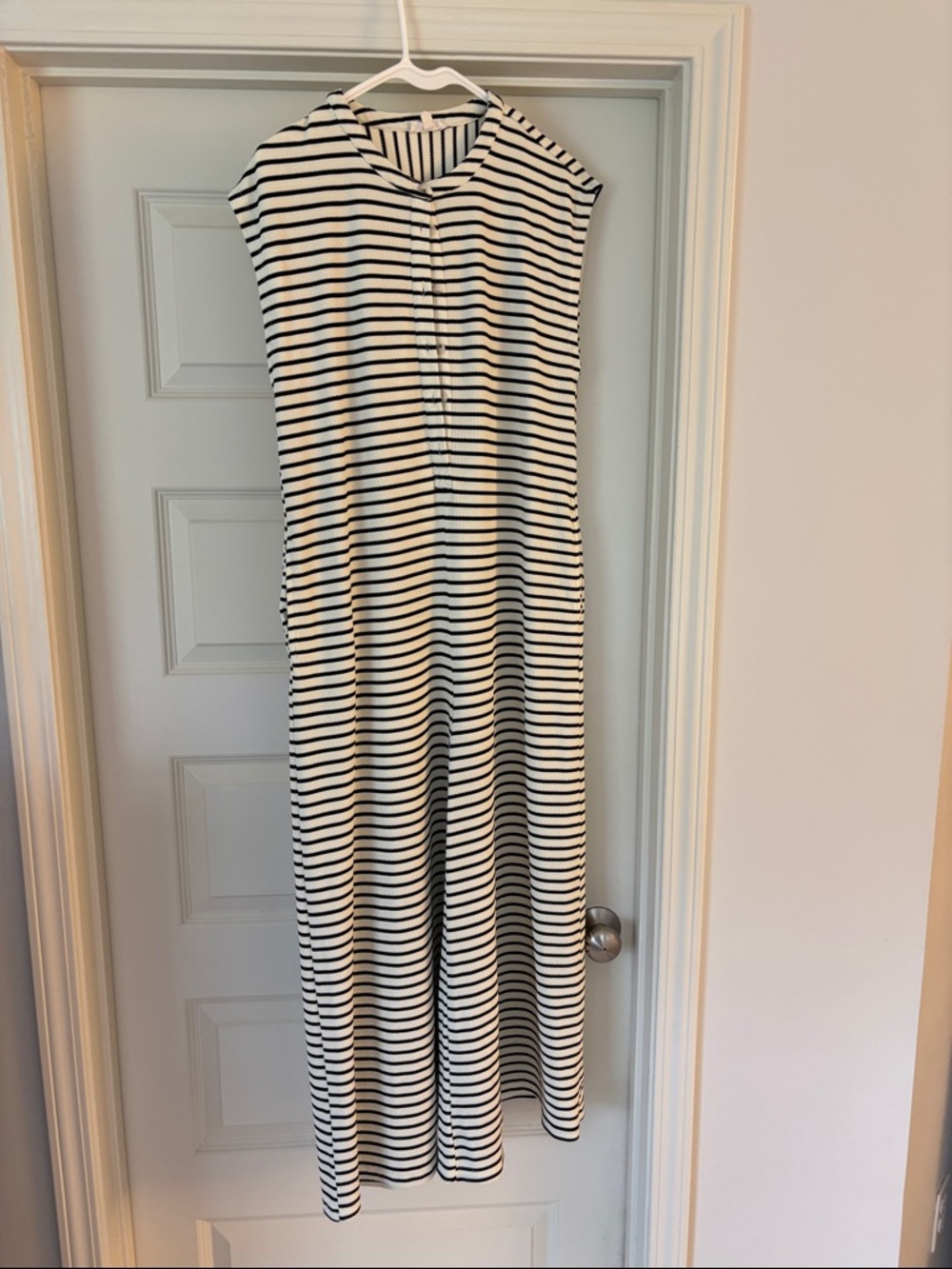 entro Black and White Striped Sleeveless Jumpsuit Romper